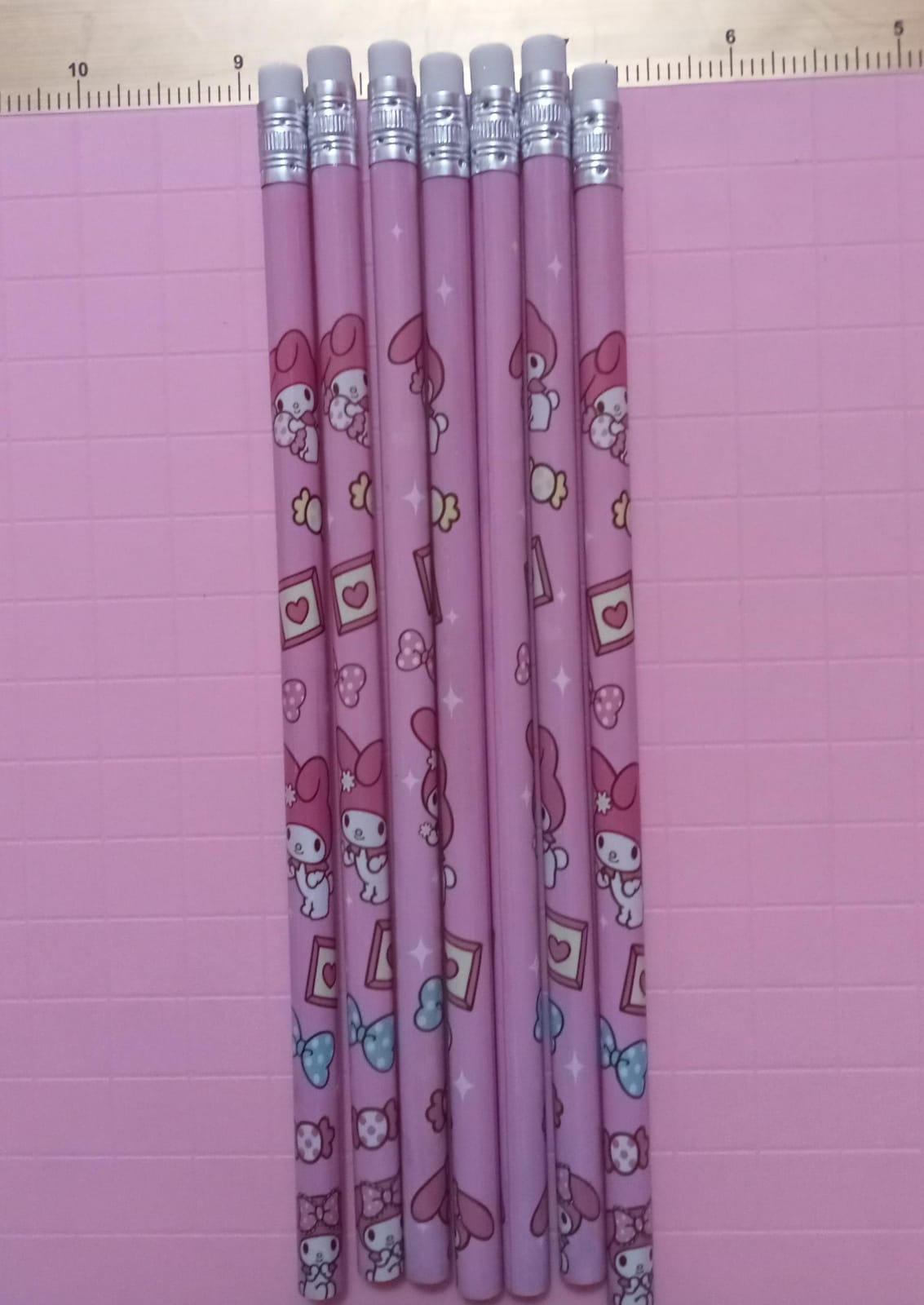 Pensil Karakter